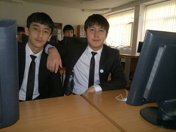 Жандос Турганбек