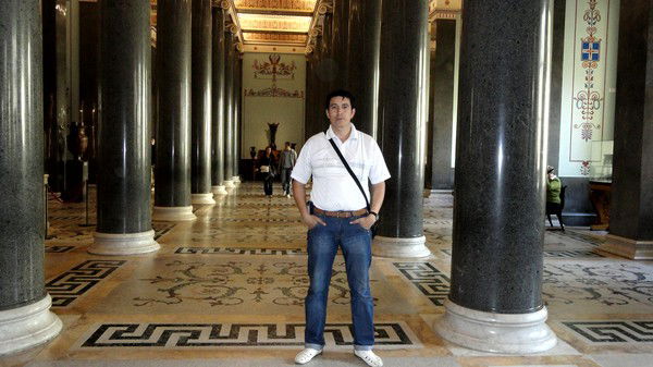 Ruslanbek Otaniyozov