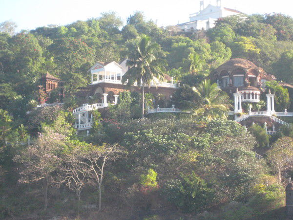 Артём Стенников