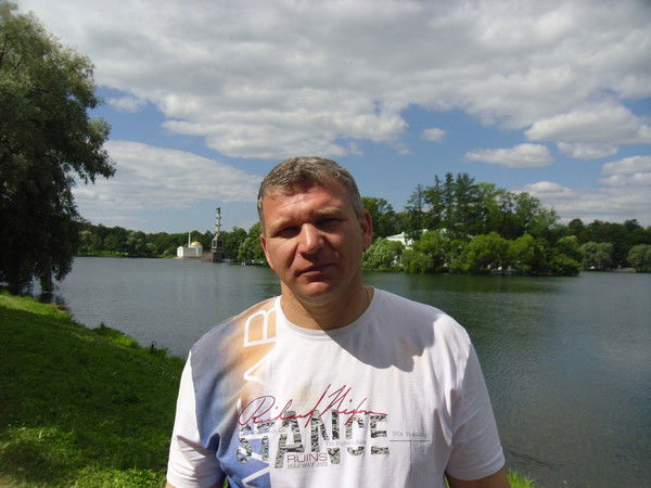 Александр Курятников