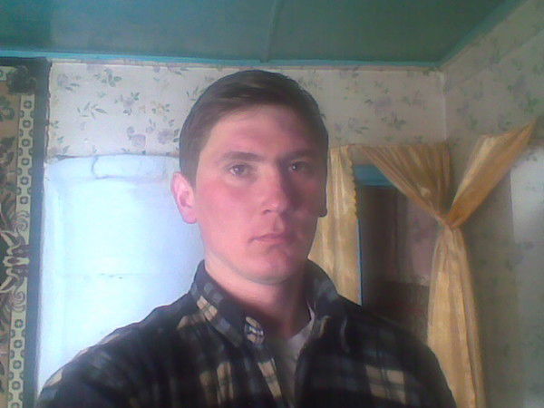 Владимир Напеев