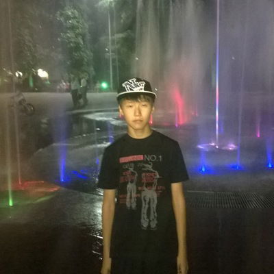 Влад Семенов