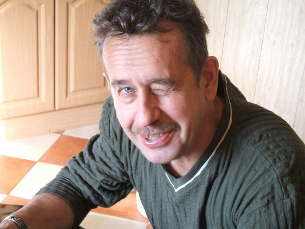 Неизвестно Неизвестно