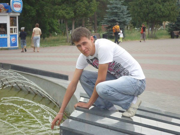 Костя Золотов