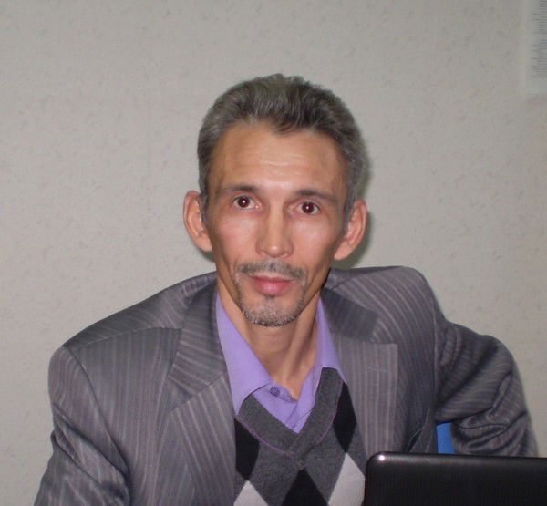 Азат Сайтханов