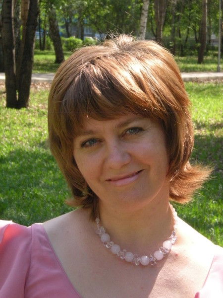 Елена Попова