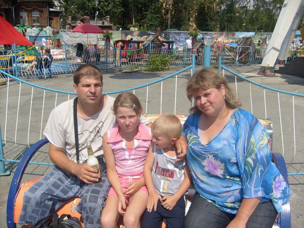 Алена Захарова