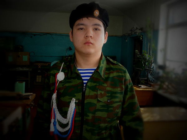 Владимир Леонов