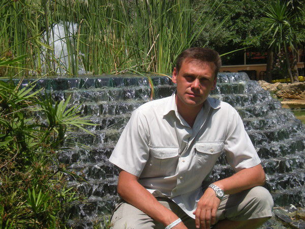 Николай Петров