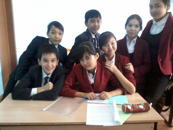 Эмми @**********