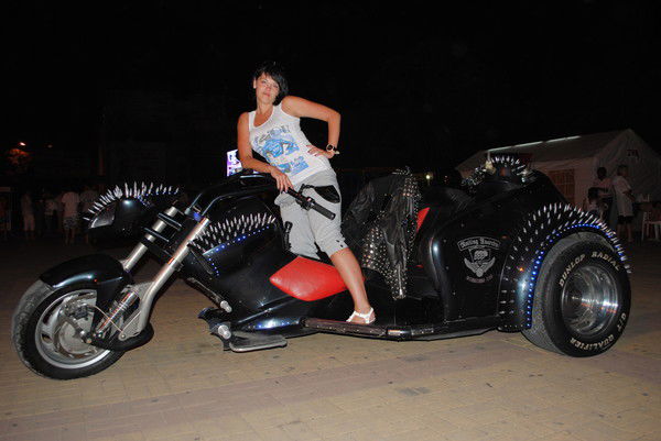 Александра Тикунова