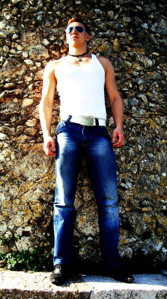 Дмитрий Безденежных