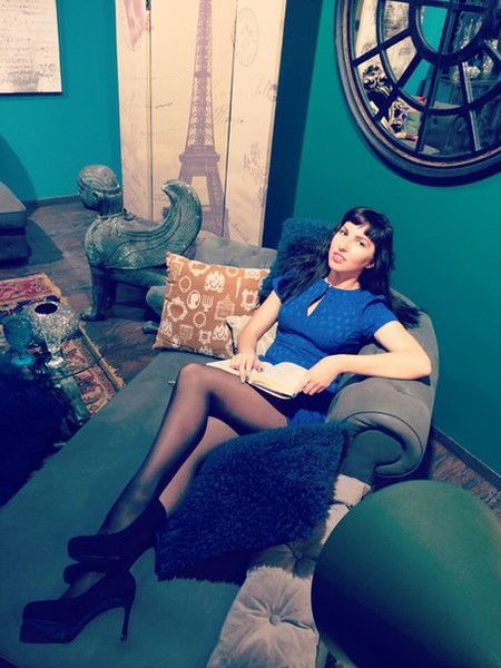 Анна Хасанова