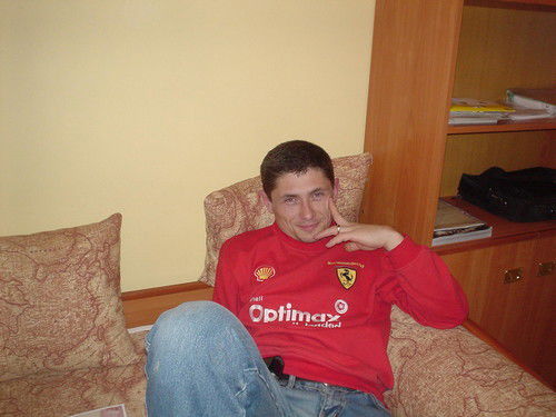 Максим Гребенник