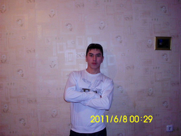 Азамат Аскаров