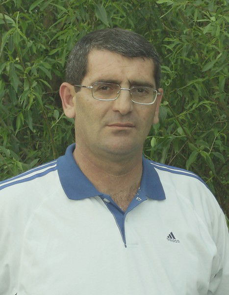 Олег Каспаров