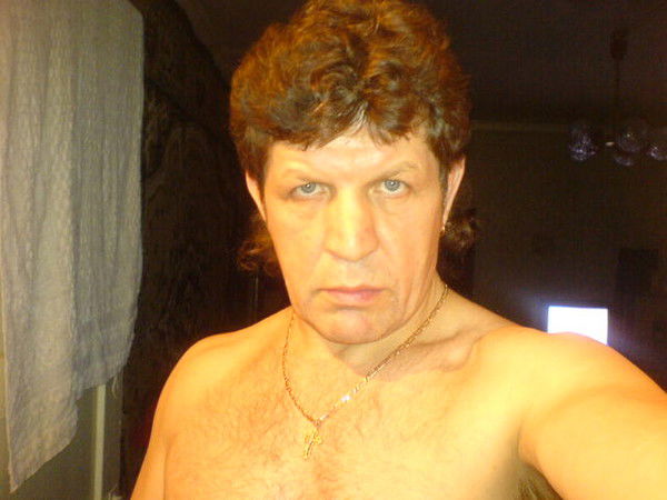 Юрий Иванов