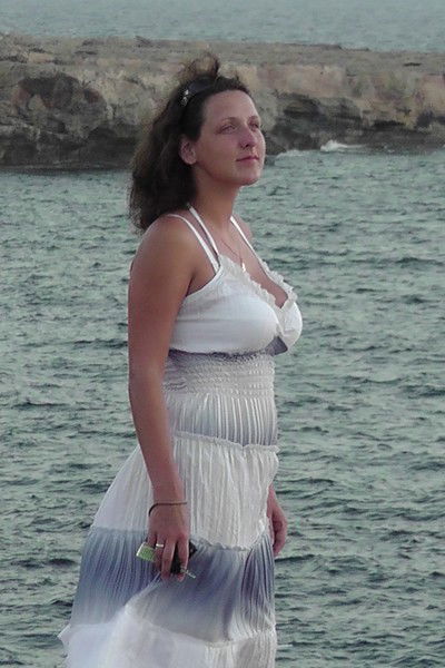 Анюта Иванова