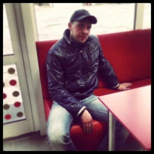 Андрей Гущин