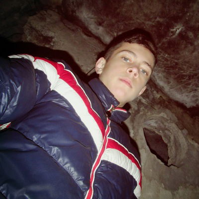 Богдан Антошків