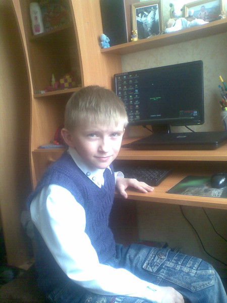 Миша Ефремов