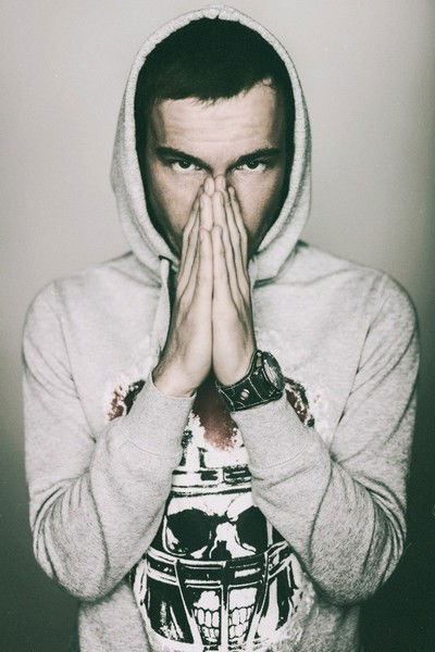 Максим Ребров