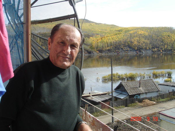 Александр Калашников