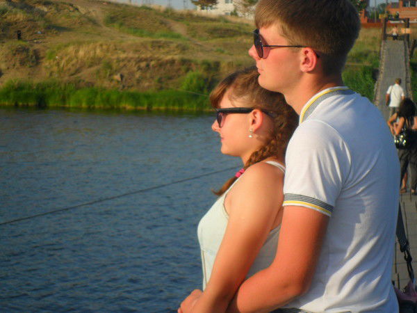 Антон Хлобустов