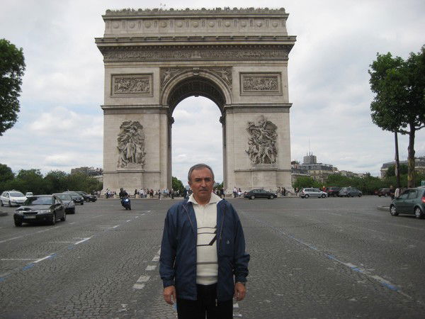 Умед Шарапов