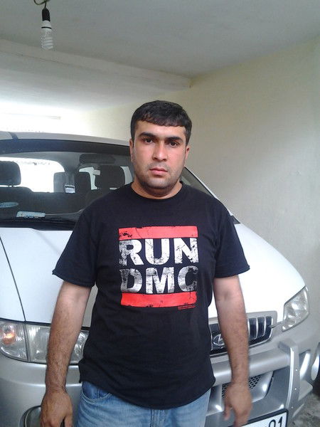 Эркинjон Шарипов