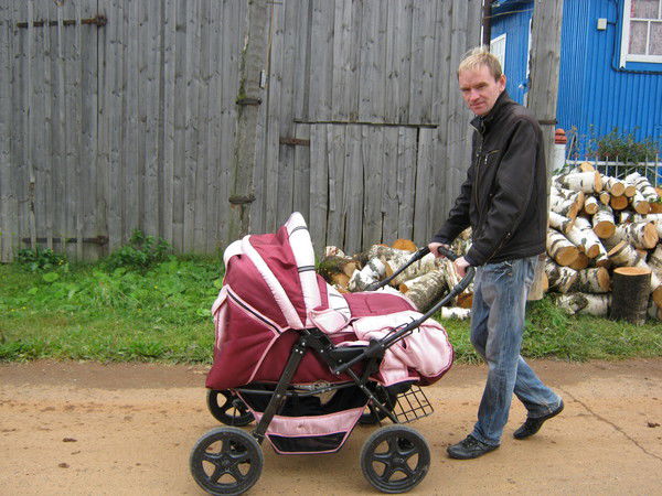 Денис Ломов