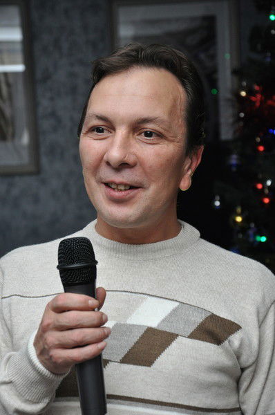 Виктор Щёлков