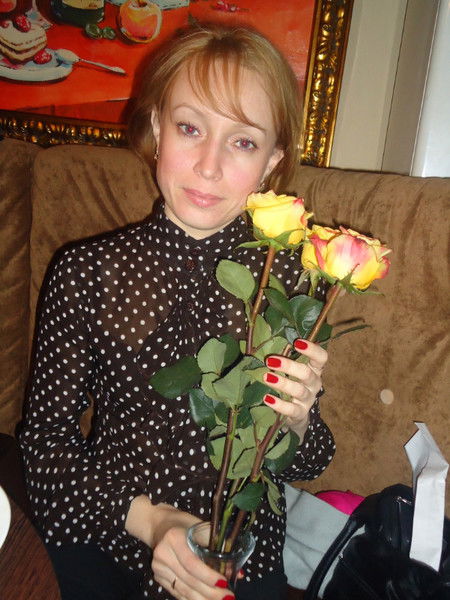 Аня Тихонова