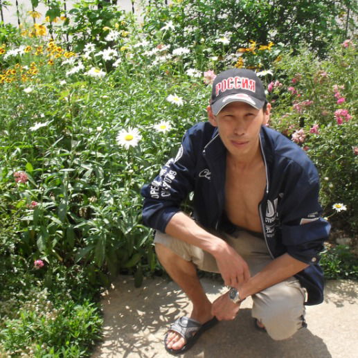 Роман Северцев