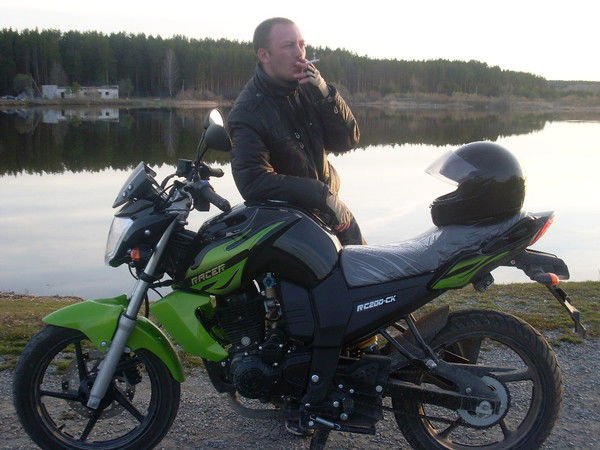 Неизвестно Неизвестно