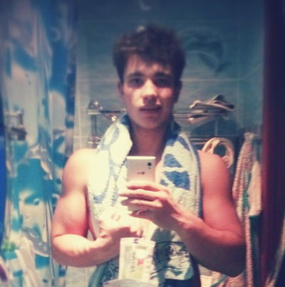 Артем Резников