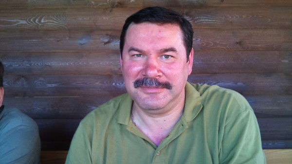 Владимир Попов