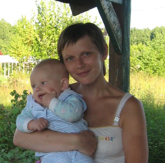 Оля Сафронова