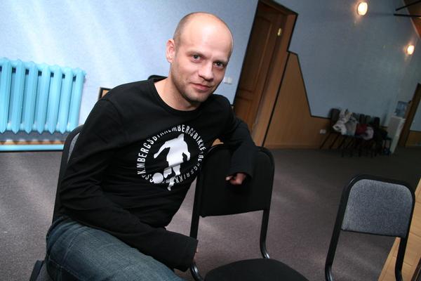 Неизвестно Неизвестно