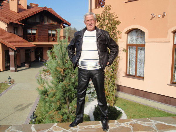 Юрий Кравченко