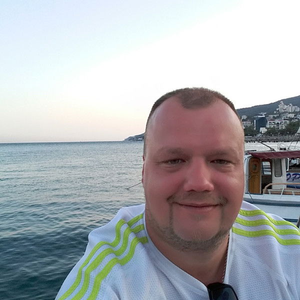 Алексей Ховин