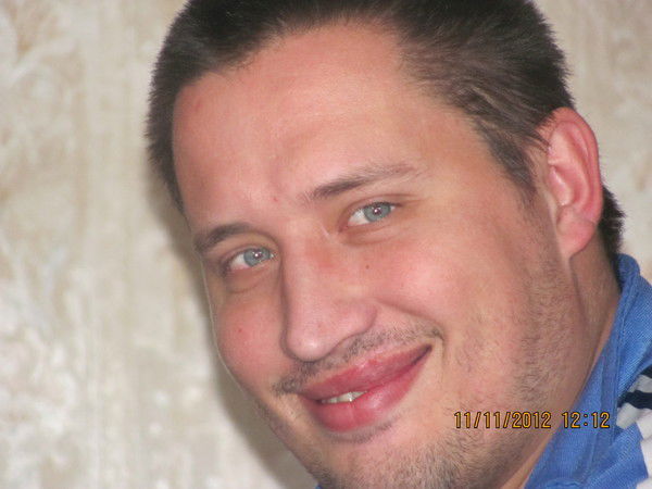 Владимир Аравин