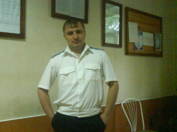 Олег Валужин