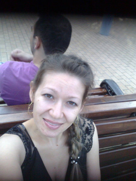 Лола Усманова