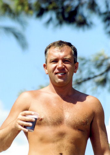 Николай Николай