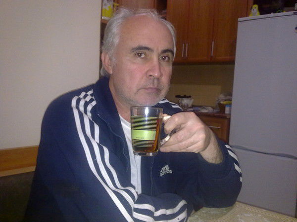 Фархад Кухмазов