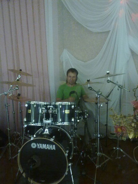 Олег Зверев