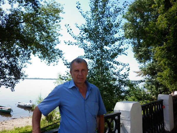 Александр Иванов