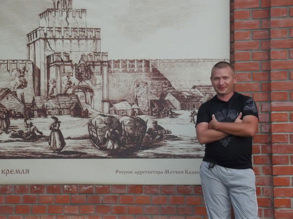 Александр Кулаков