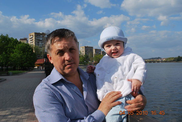 Владимир Черкас